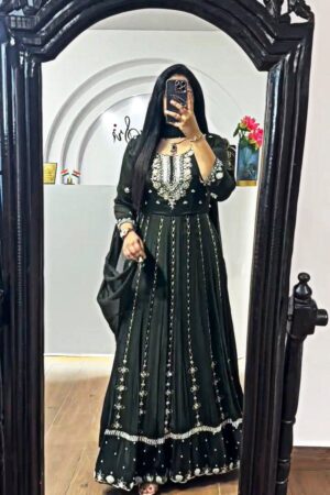 Launching festival Special Beautiful Anarkalis Gown with 4 Colors👗